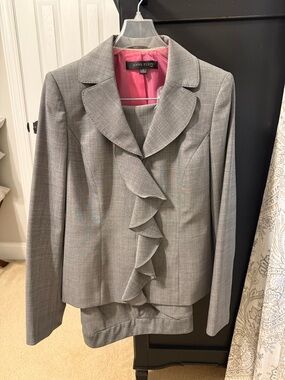 Anne Klein Gray Ruffle Front Women's Suit